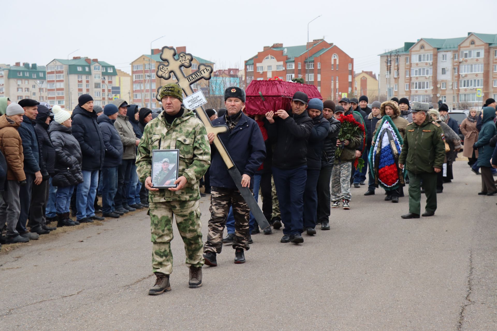 В Нурлате простились с бойцом СВО