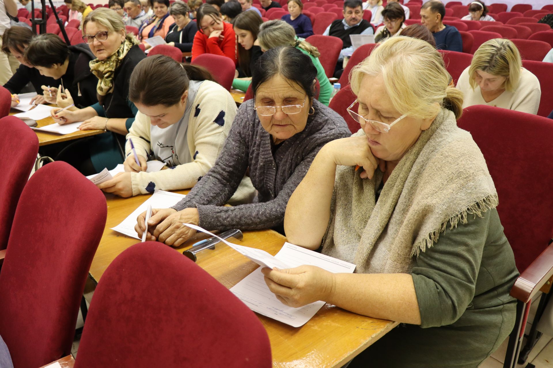 Нурлатцы писали «Большой этнографический диктант»