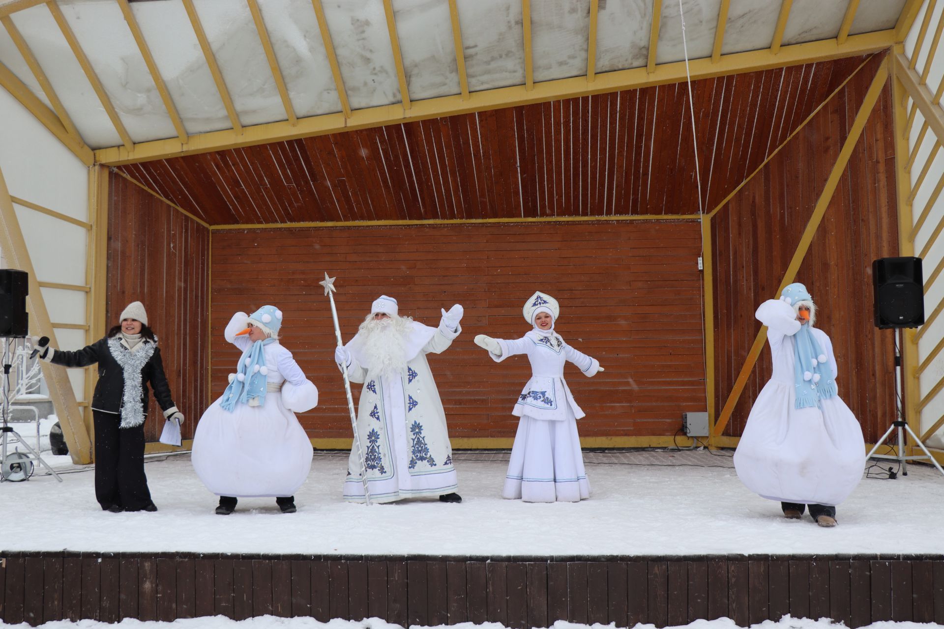 В Нурлате состоялся фестиваль креативных санок «СаниFest» (фоторепортаж)