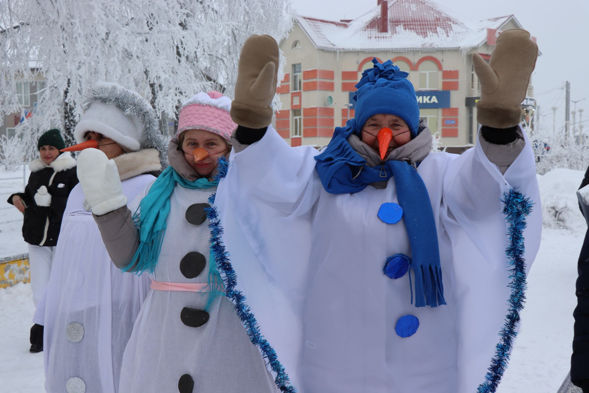 В Нурлате состоялся фестиваль креативных санок «СаниFest» (фоторепортаж)