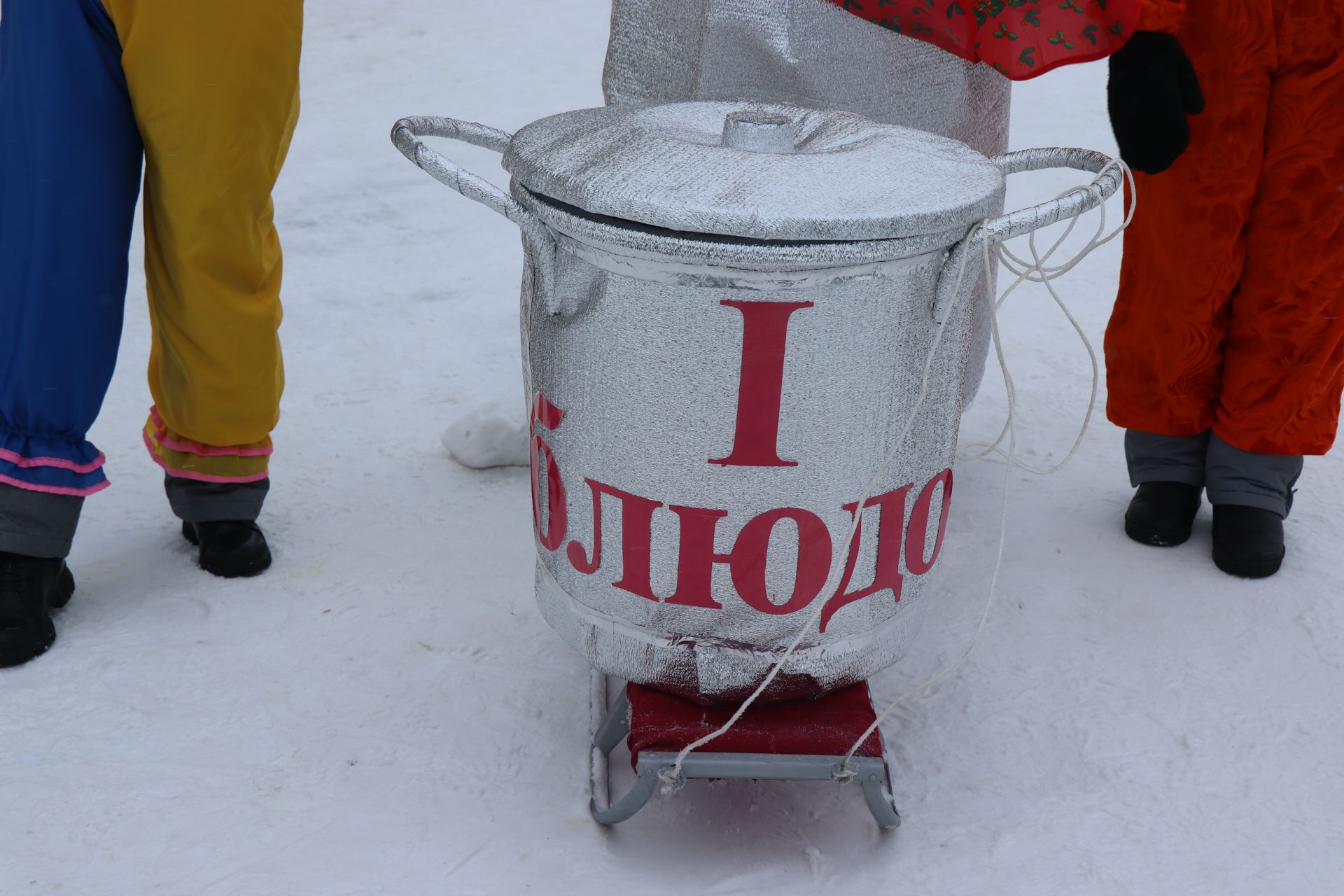 В Нурлате состоялся фестиваль креативных санок «СаниFest» (фоторепортаж)