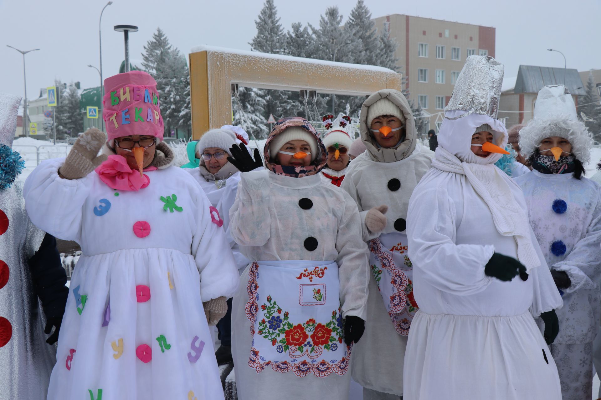 В Нурлате состоялся фестиваль креативных санок «СаниFest» (фоторепортаж)