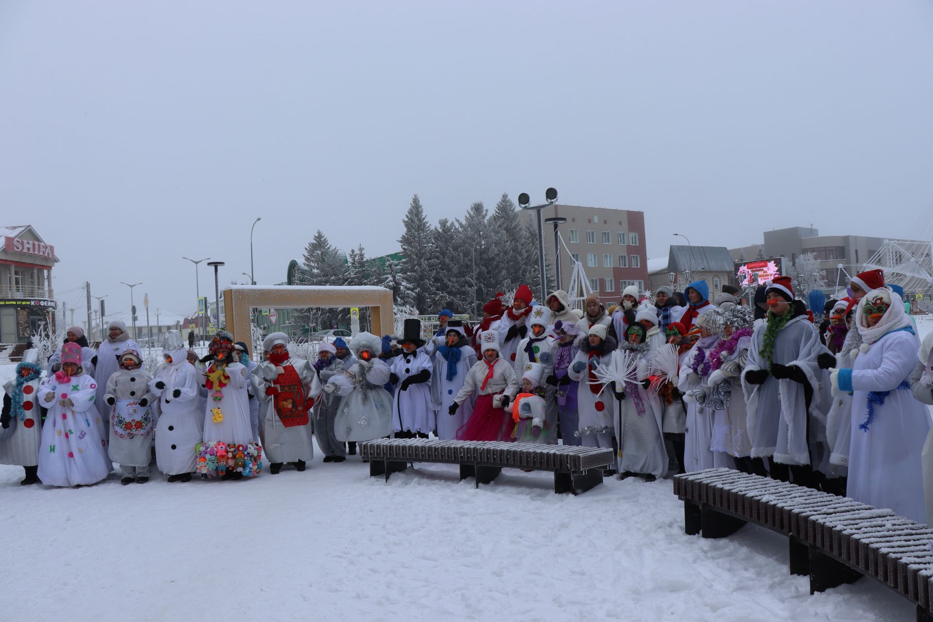 В Нурлате состоялся фестиваль креативных санок «СаниFest» (фоторепортаж)