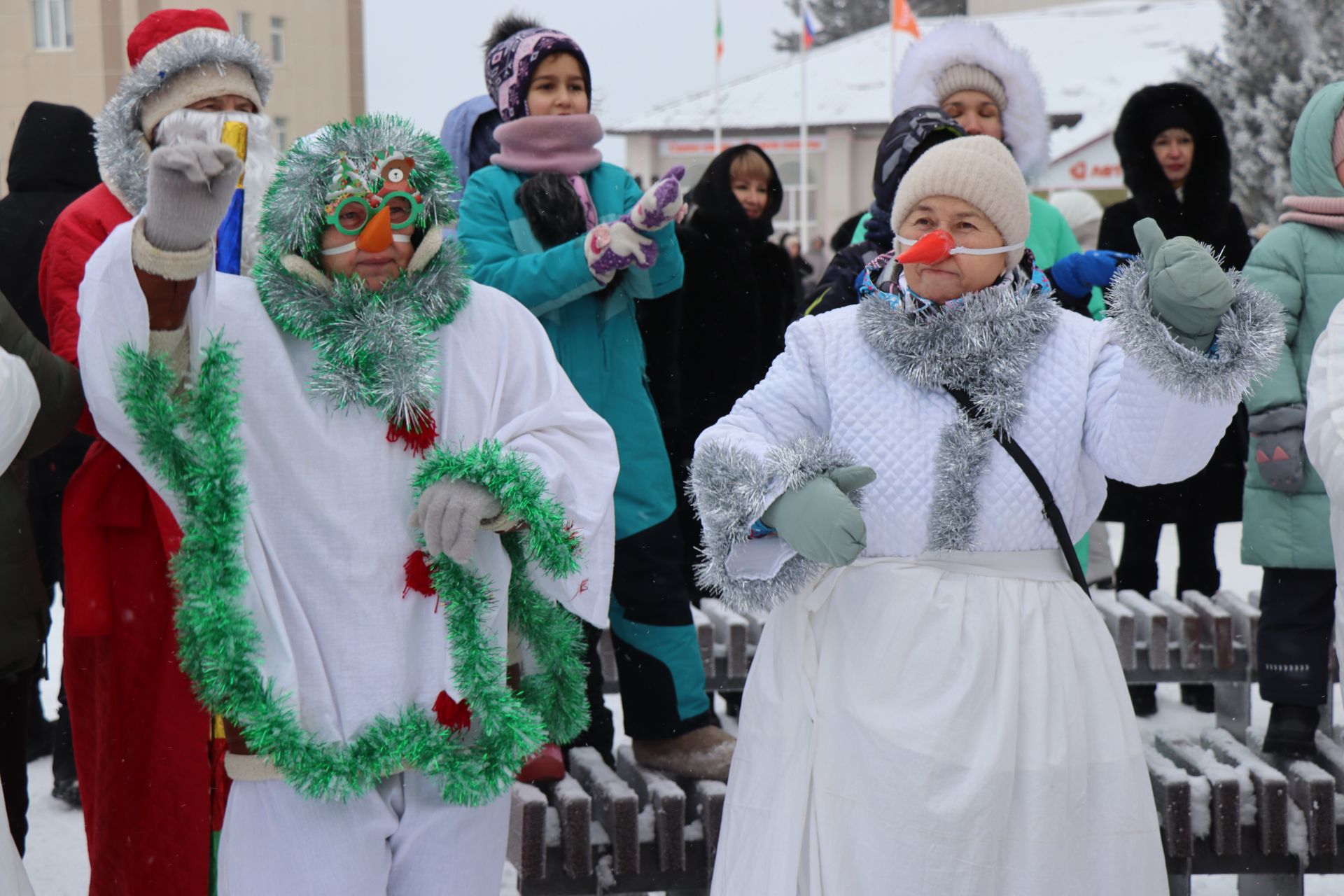 В Нурлате состоялся фестиваль креативных санок «СаниFest» (фоторепортаж)