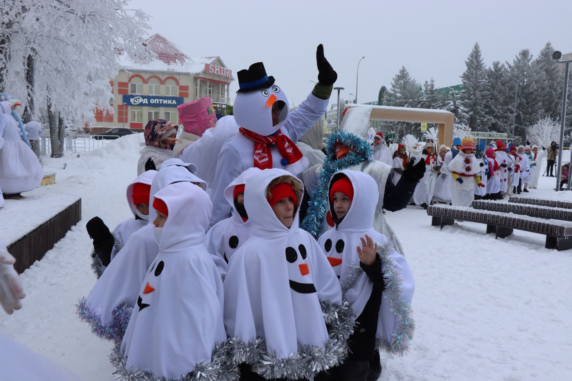 В Нурлате состоялся фестиваль креативных санок «СаниFest» (фоторепортаж)