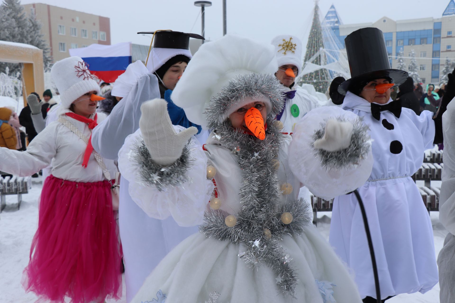 В Нурлате состоялся фестиваль креативных санок «СаниFest» (фоторепортаж)