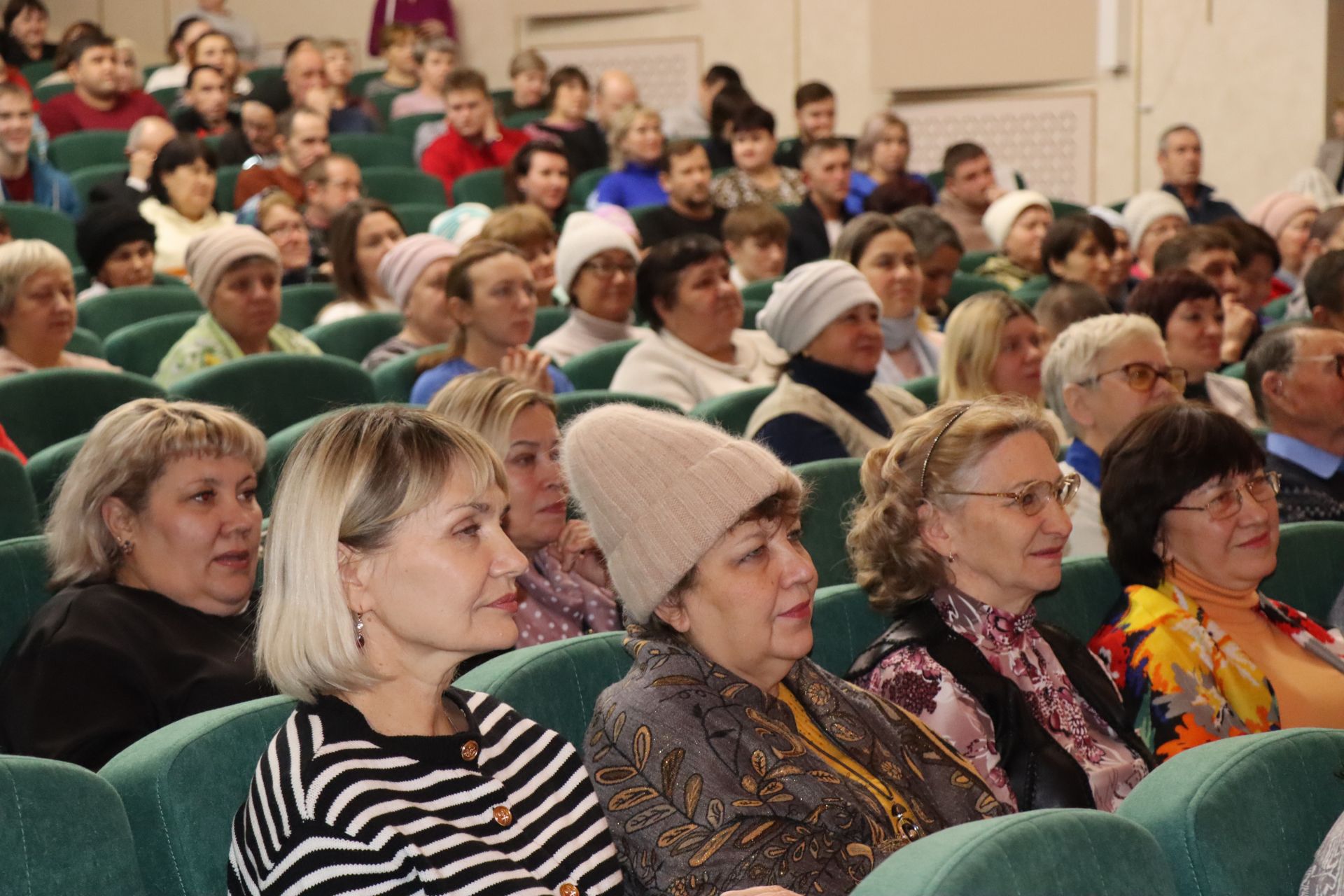 В Нурлате прошел праздничный концерт, посвященный Международному дню инвалидов