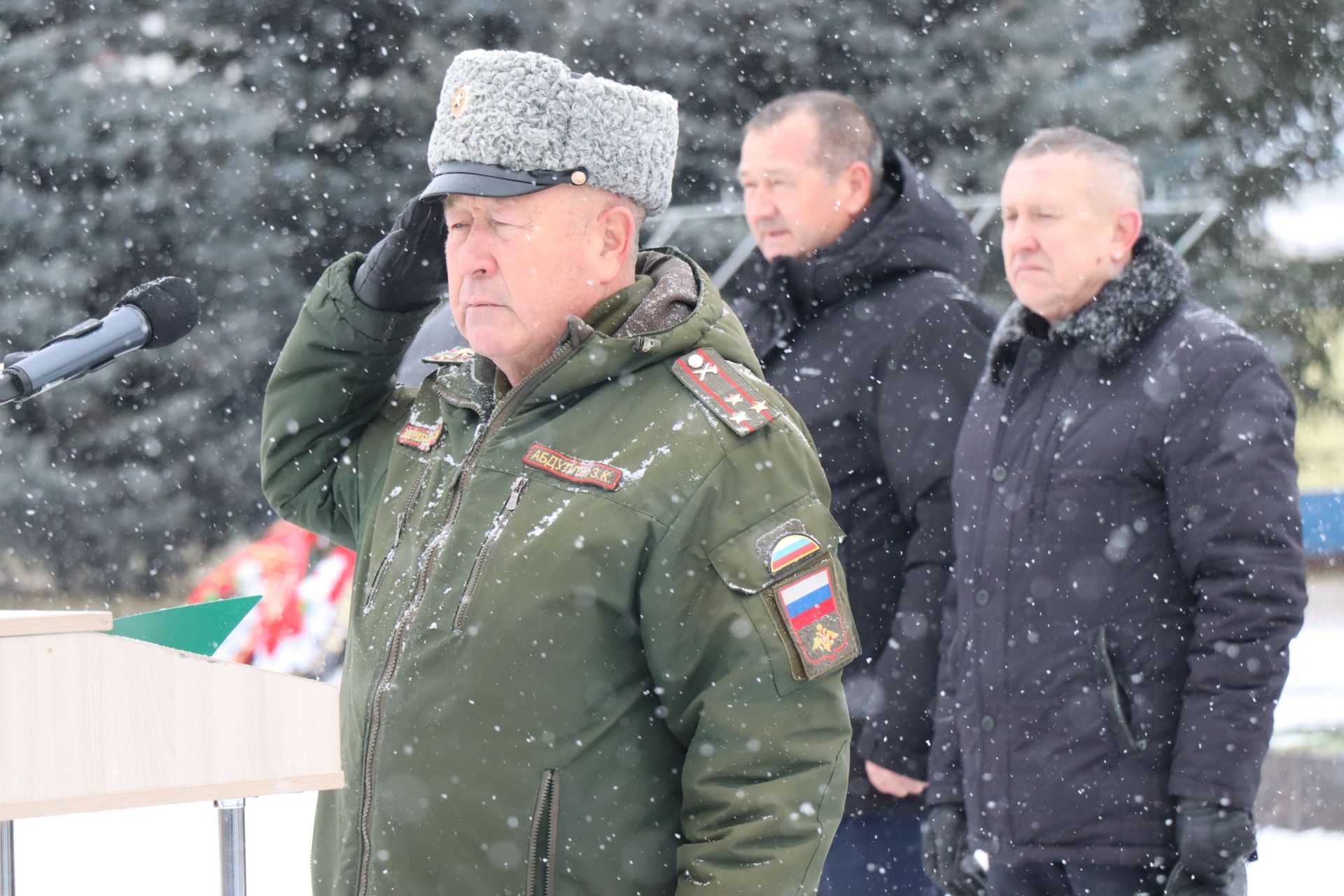 В Нурлате в День героев Отечества прошел торжественный митинг