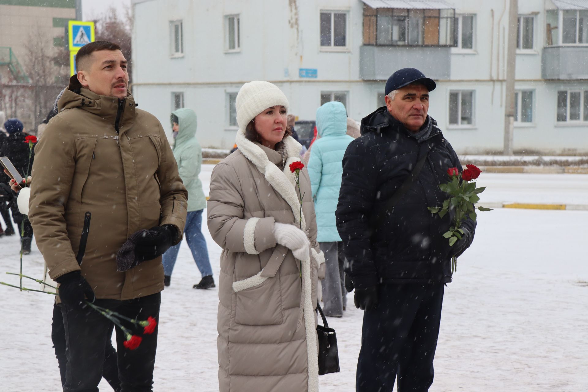 В Нурлате в День героев Отечества прошел торжественный митинг