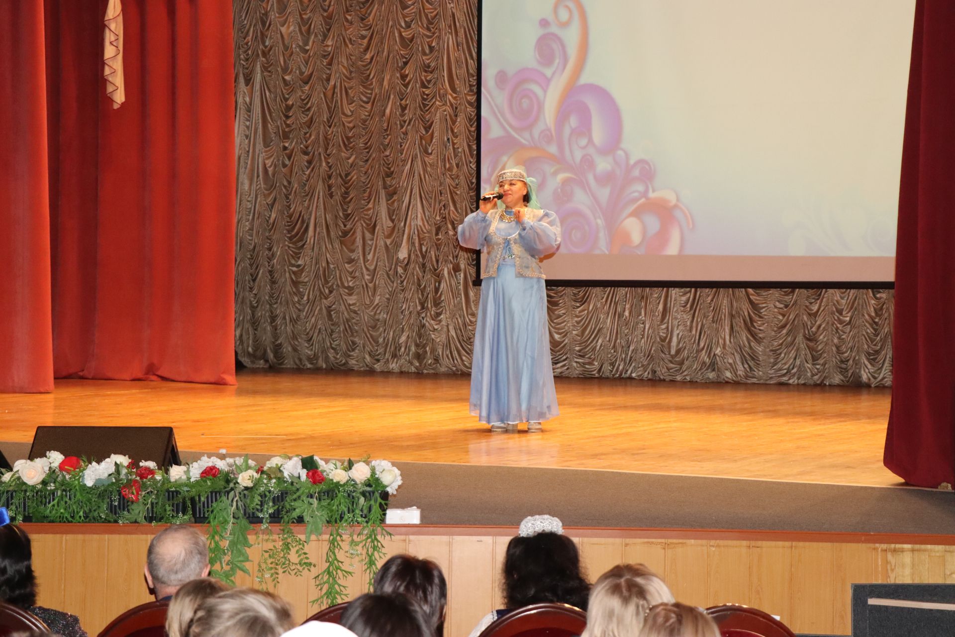 В Нурлате прошел I межрегиональный творческий фестиваль «Талант – твой дар бесценный»