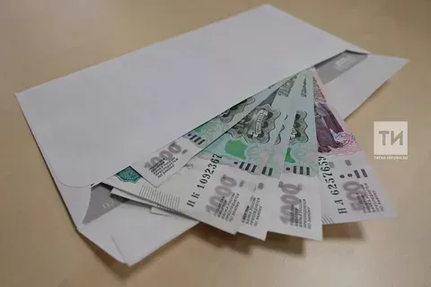 Нурлатцы могут оформить ежемесячную выплату по уходу