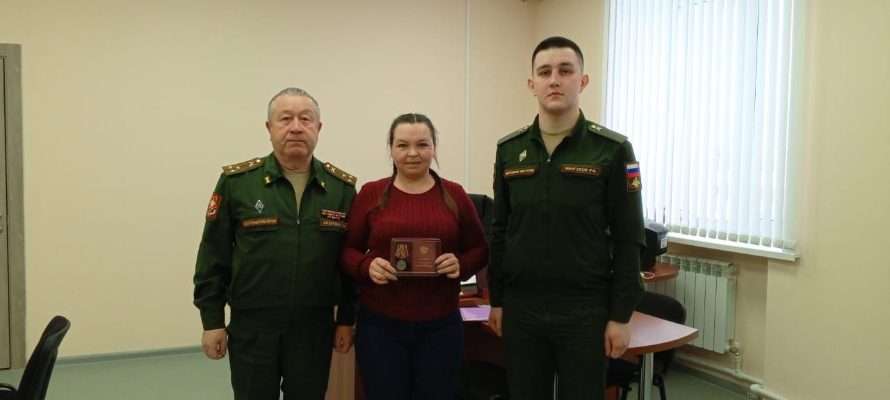 Нурлатский боец награжден медалью «За храбрость» II степени за проявленный героизм