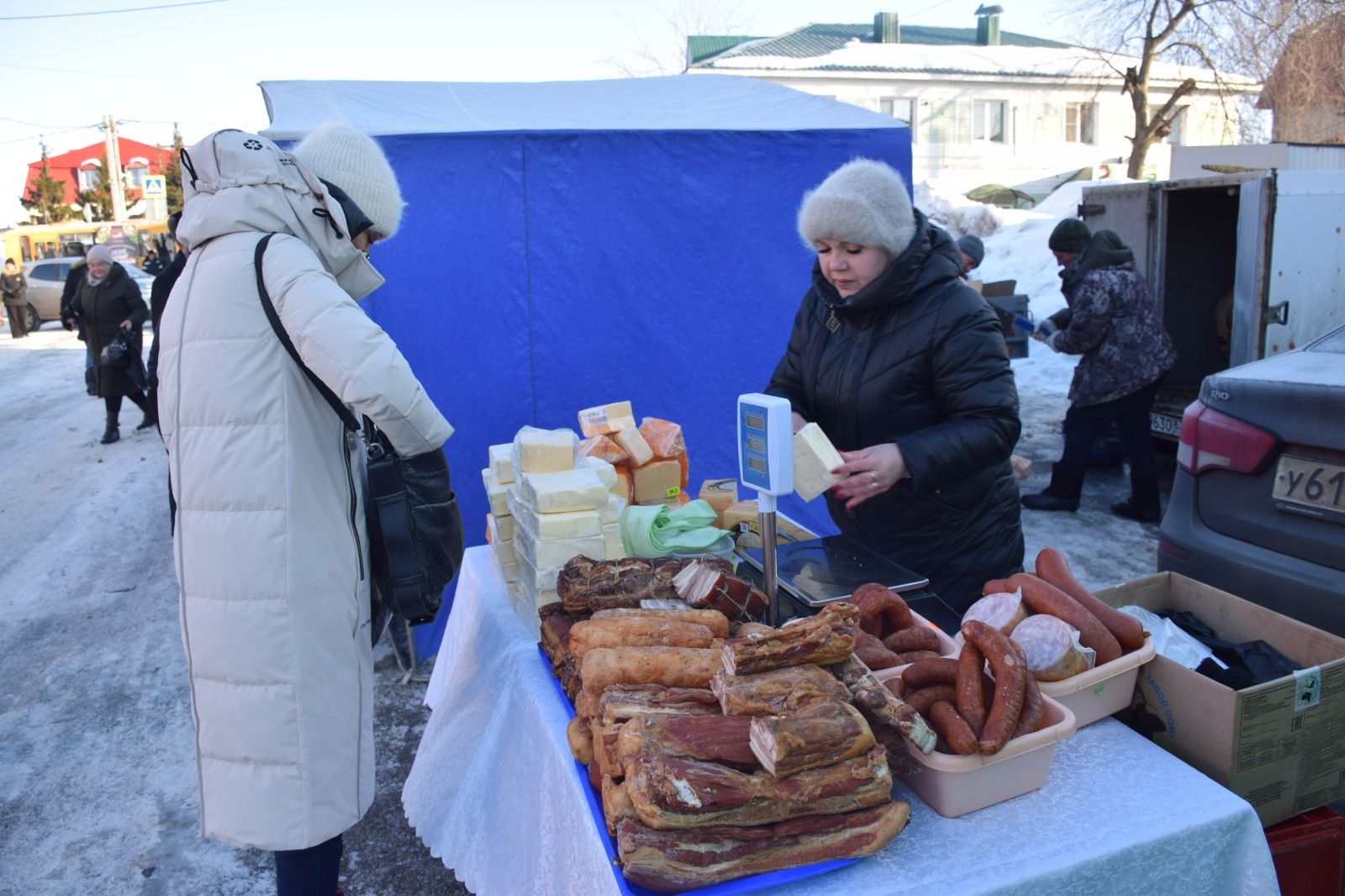 Первая весенняя ярмарка порадовала нурлатцев