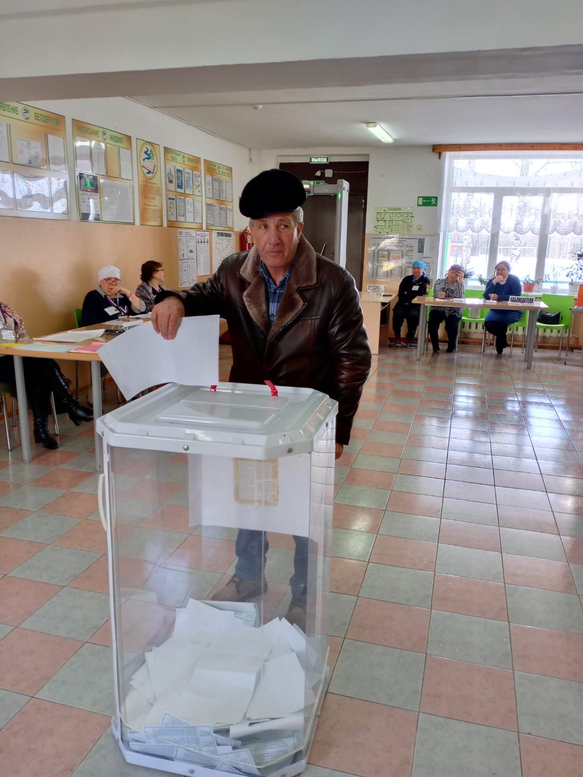 На избирательном участке Ново-Иглайкинского сельского поселения выборы проходят активно, с хорошей явкой