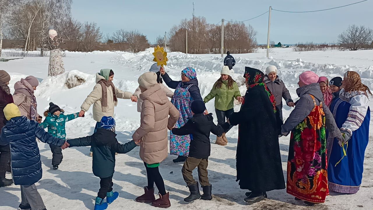 В населенных пунктах Среднекамышлинского сельского поселения прошли проводы зимы