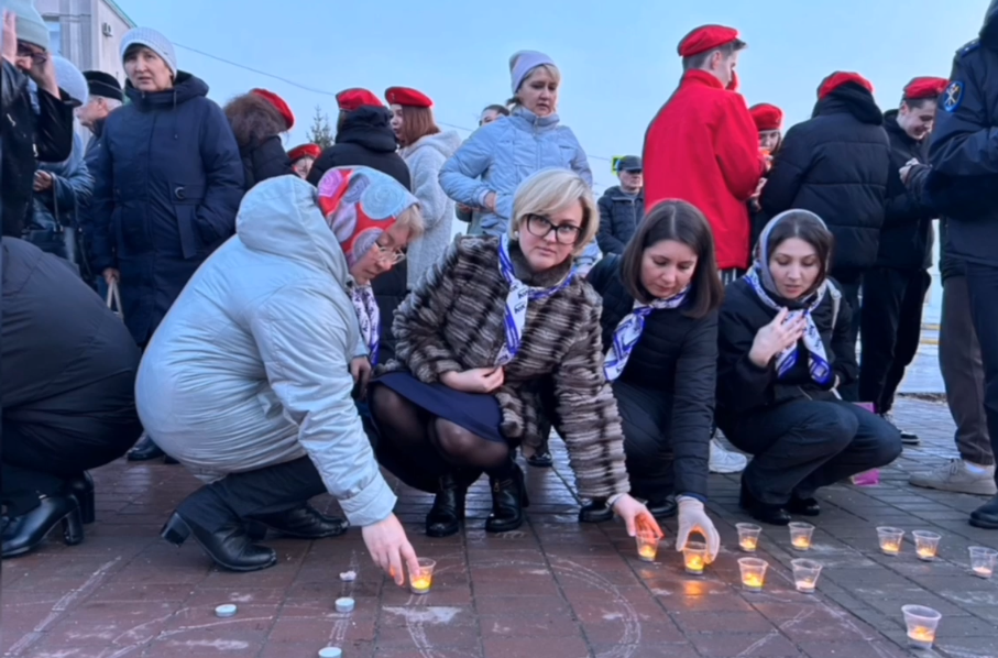 В Нурлате почтили память жертв теракта