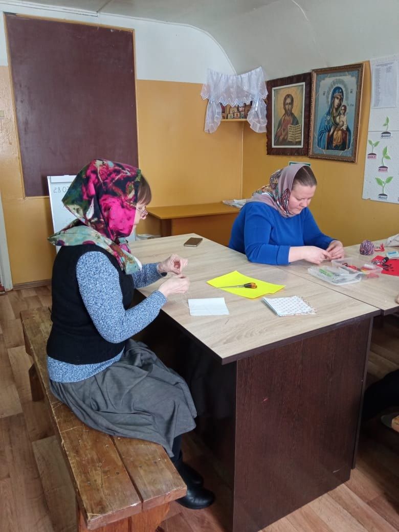В воскресной школе «Ильинский росточек» прошел мастер-класс по изготовлению Пасхальных курочек