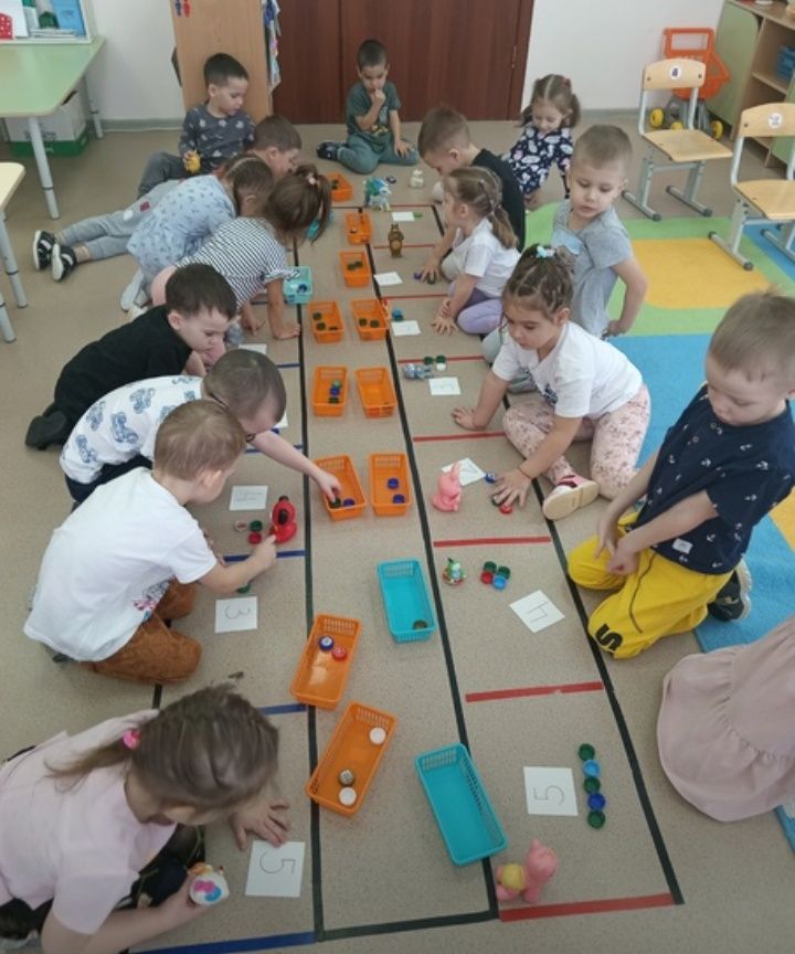 Воспитанники Нурлатского детского сада «Буратино» развивают навыки общения и партнерства в игре