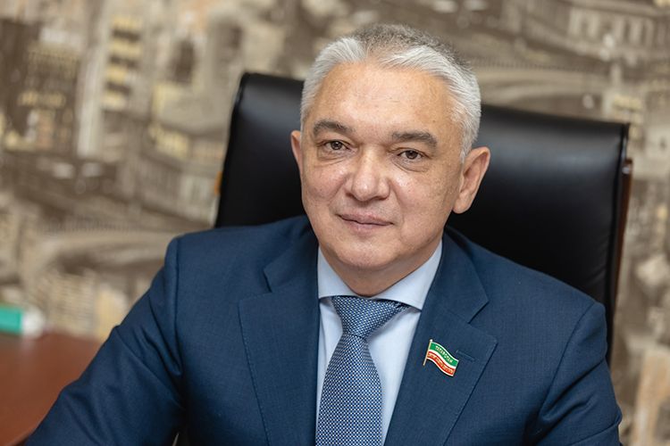 Наш земляк Раис Сулейманов получил назначение в Пестречинский район