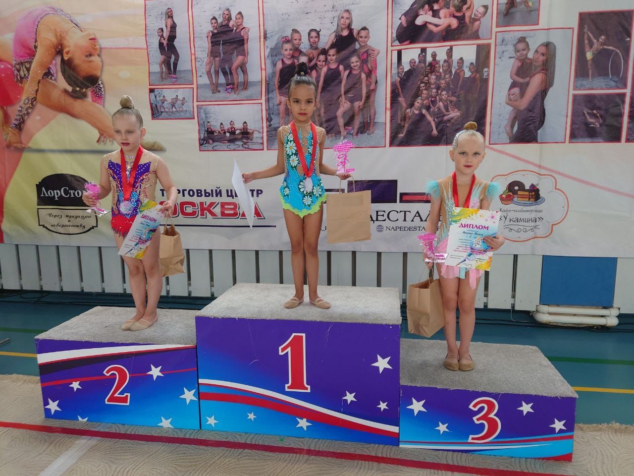 Нурлатские гимнастки из студии «Стремление» успешно выступили на открытом турнире «Созвездие»
