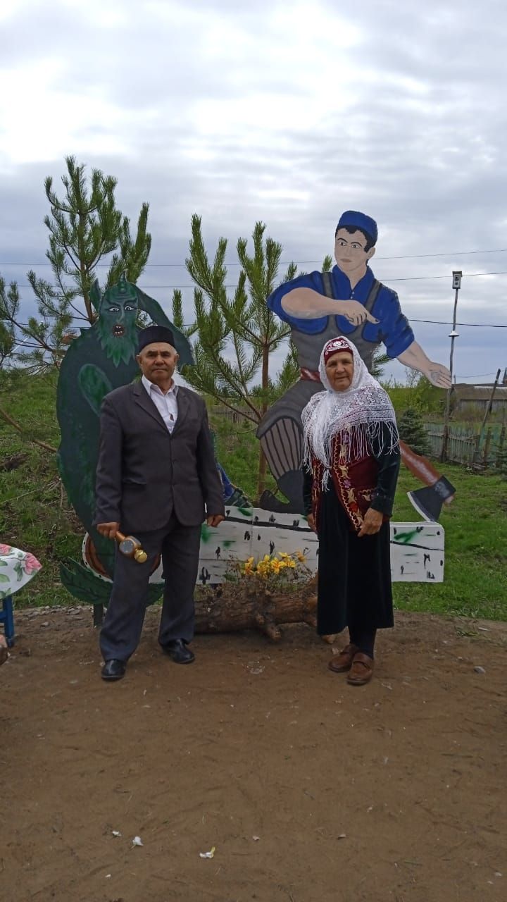 В парке села Чулпаново отметили День родного языка