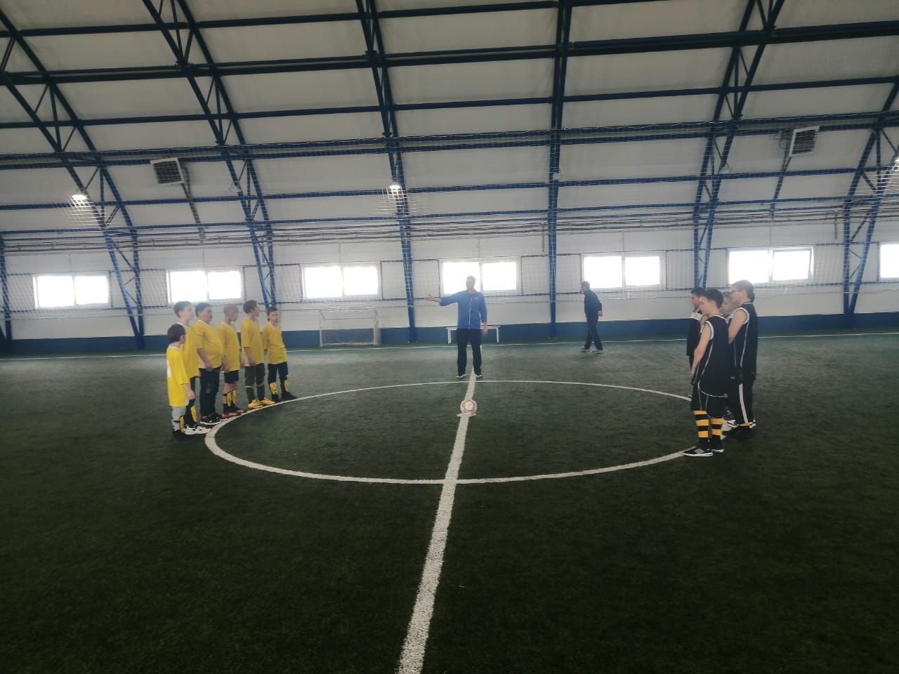 В Нурлате прошел муниципальный этап соревнований Школьной футбольной лиги