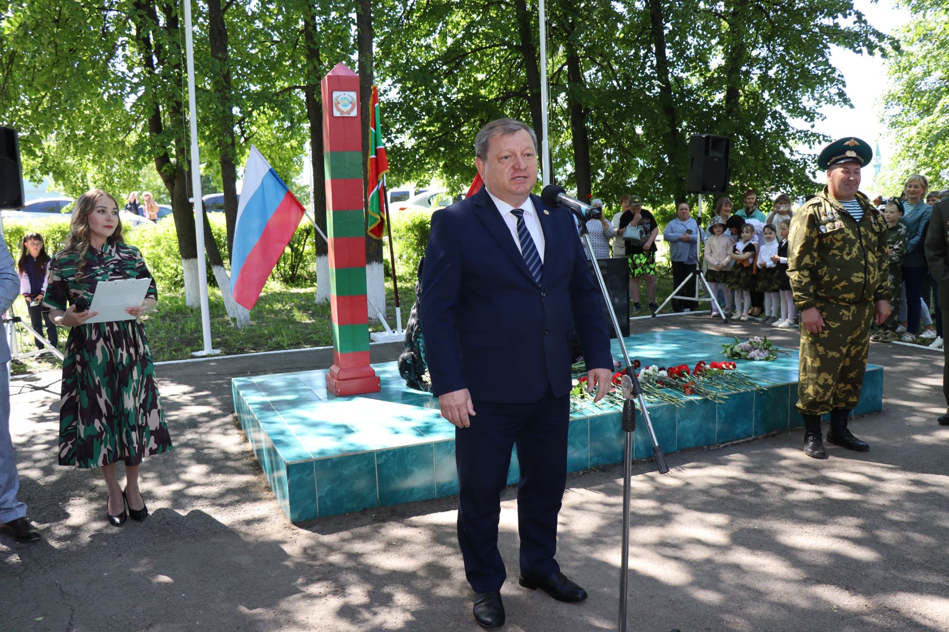 Нурлатцы, в разные годы охранявшие рубежи Родины, отмечают День пограничника (фоторепортаж)