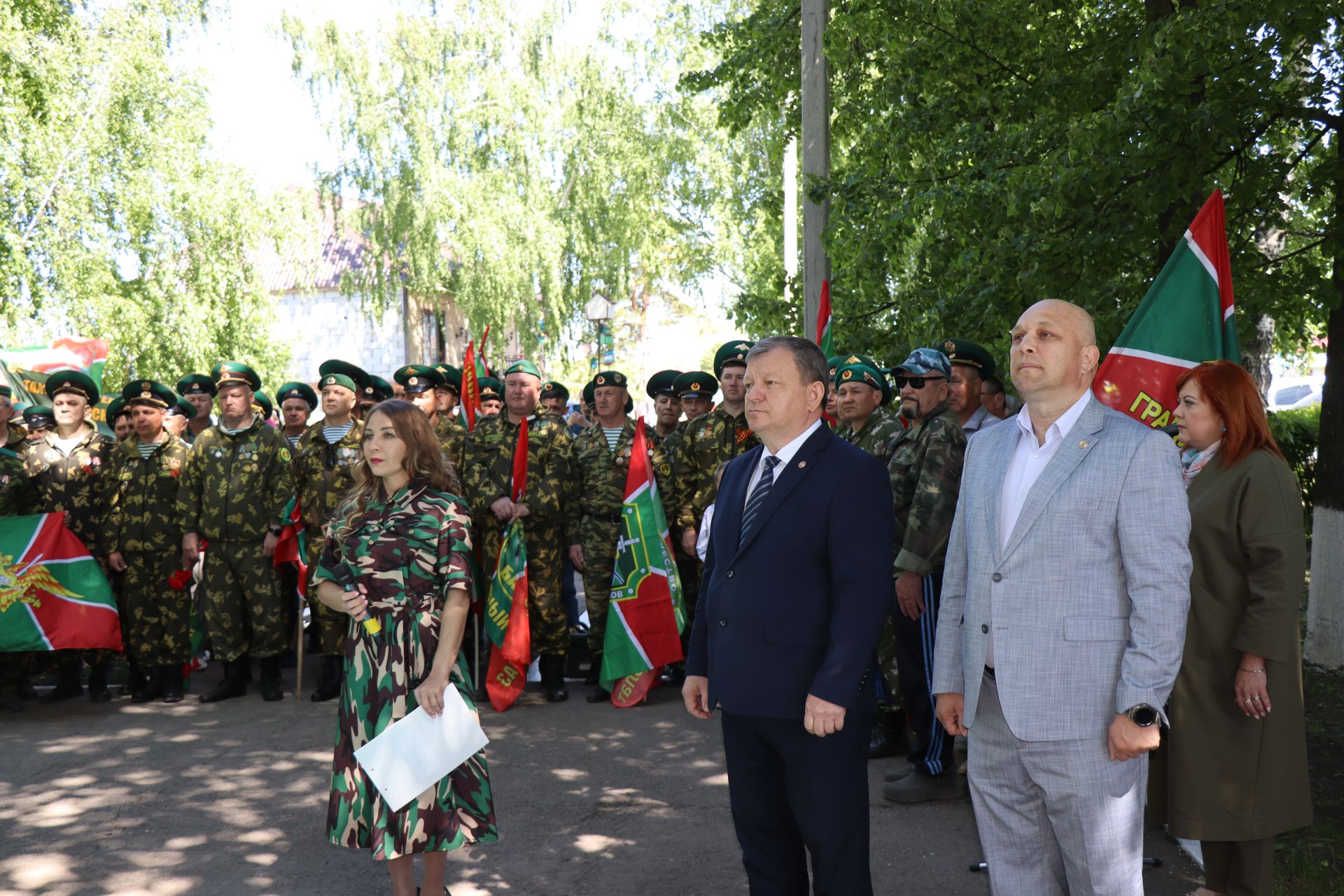 Нурлатцы, в разные годы охранявшие рубежи Родины, отмечают День пограничника (фоторепортаж)