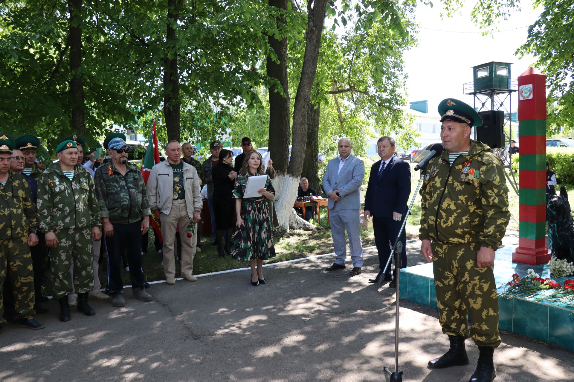 Нурлатцы, в разные годы охранявшие рубежи Родины, отмечают День пограничника (фоторепортаж)