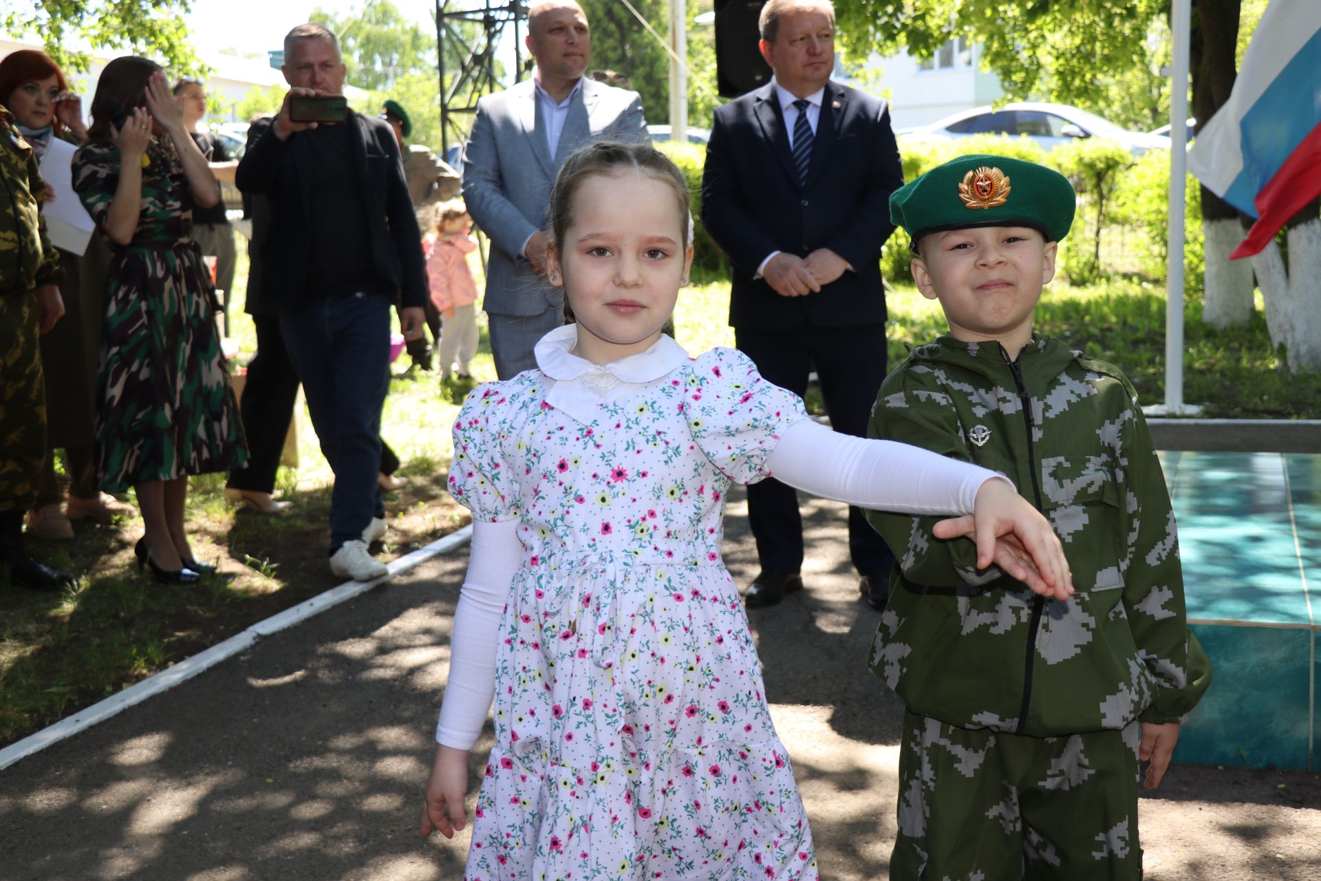 Нурлатцы, в разные годы охранявшие рубежи Родины, отмечают День пограничника (фоторепортаж)