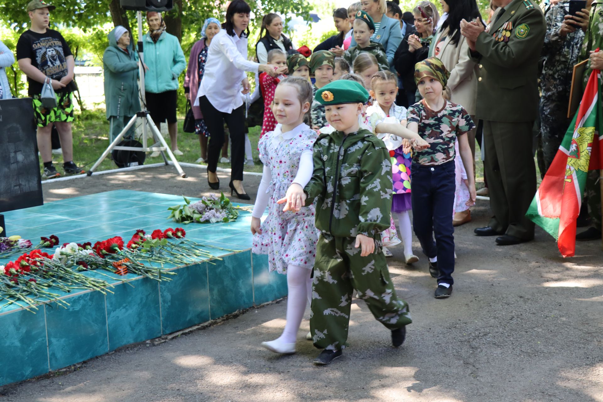 Нурлатцы, в разные годы охранявшие рубежи Родины, отмечают День пограничника (фоторепортаж)