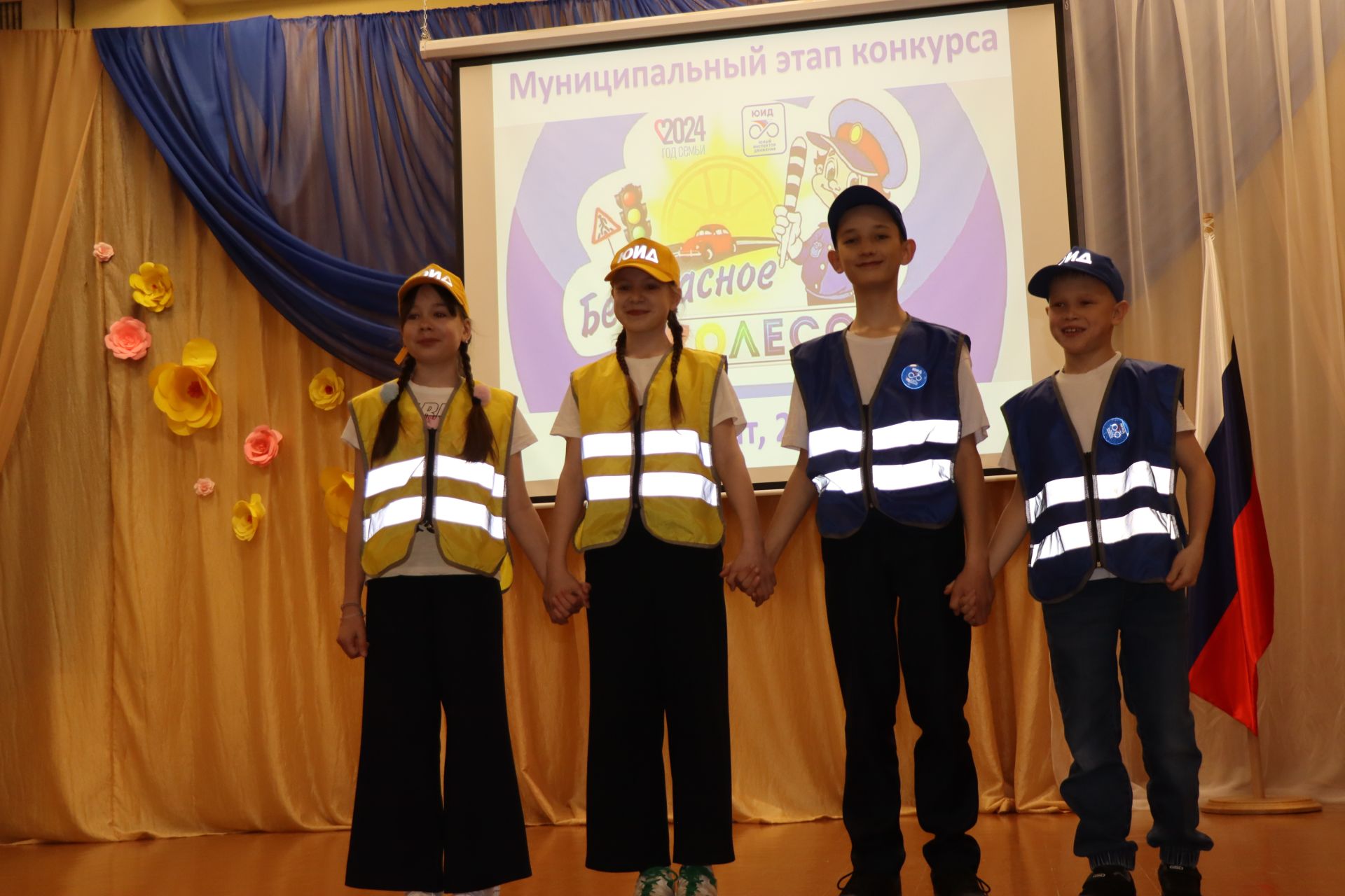 На базе Нурлатской школы №9 состоялся муниципальный этап республиканского конкурса «Безопасное колесо»