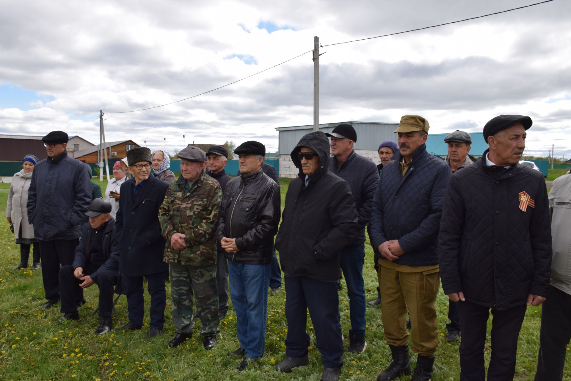 В Нижнем Нурлате в преддверии Дня Победы открыли арт-объект «Журавли»