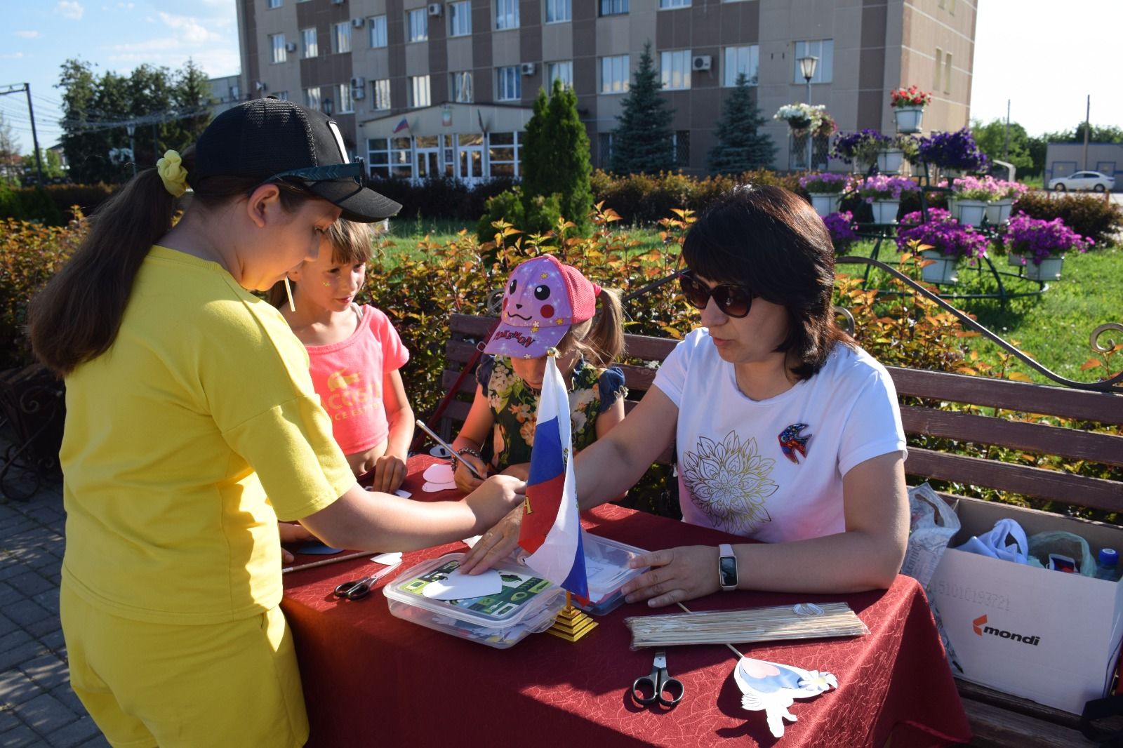 В Нурлате отметили День России