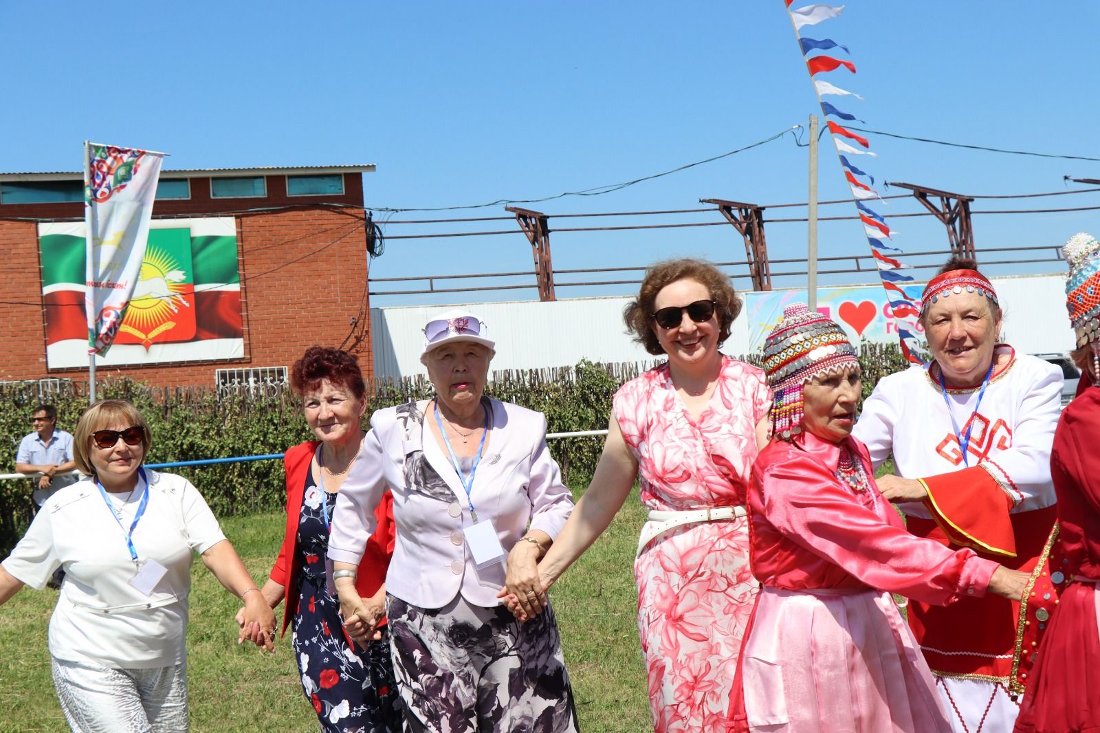 Уяв в Нурлате прошел широко и красочно (фоторепортаж)