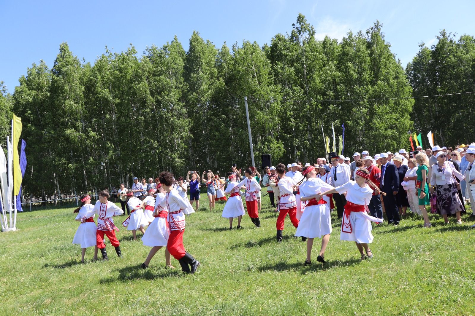 Уяв в Нурлате прошел широко и красочно (фоторепортаж)