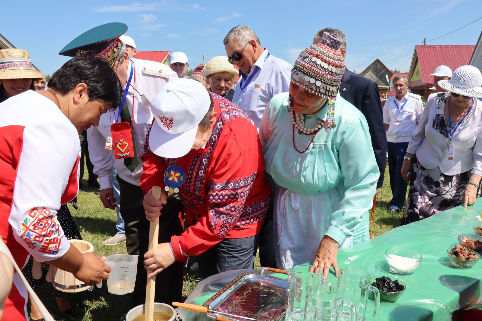 Уяв в Нурлате прошел широко и красочно (фоторепортаж)