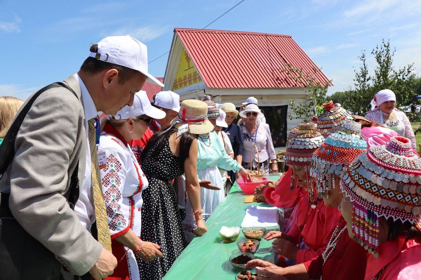 Уяв в Нурлате прошел широко и красочно (фоторепортаж)