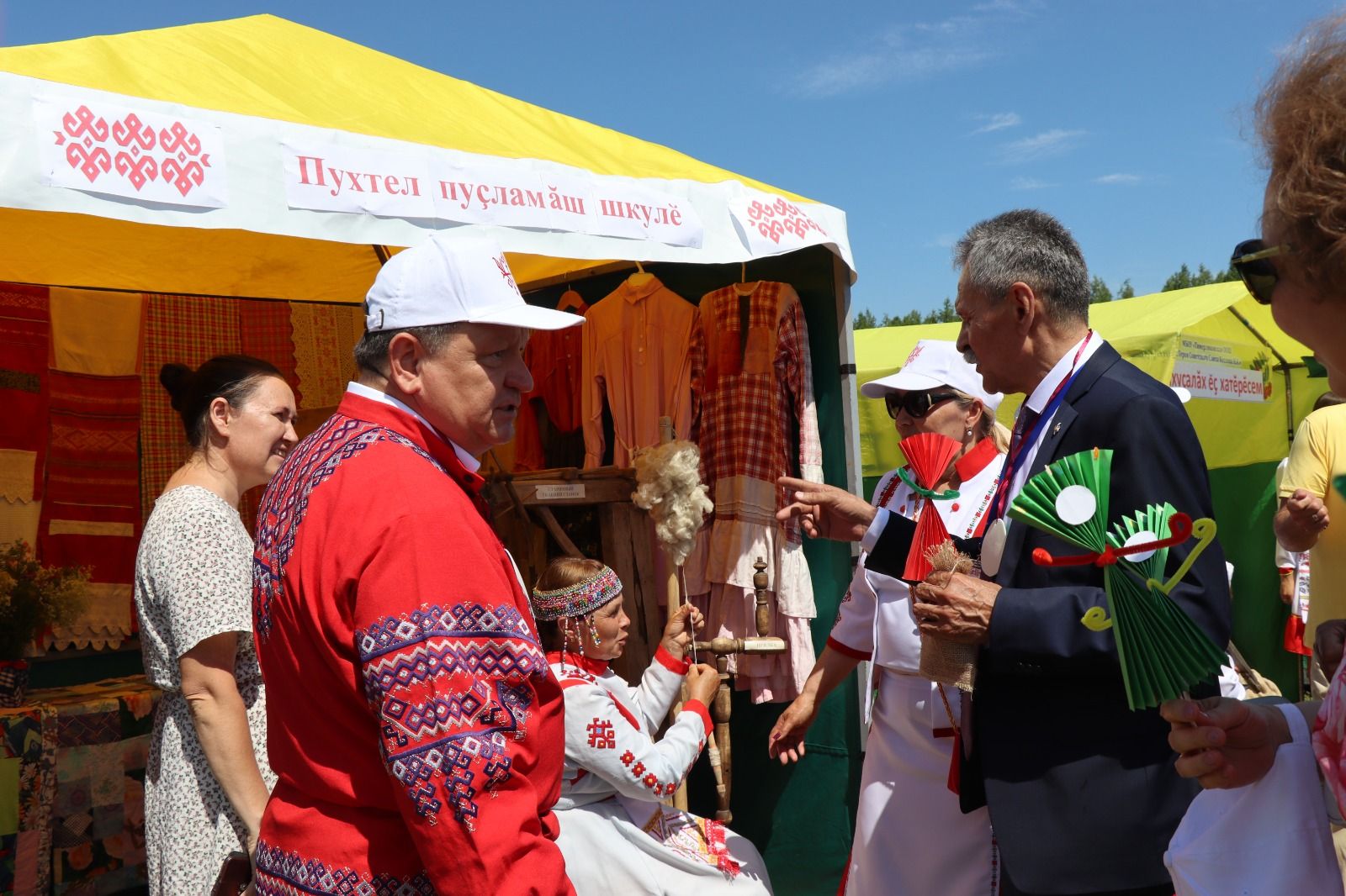 Уяв в Нурлате прошел широко и красочно (фоторепортаж)