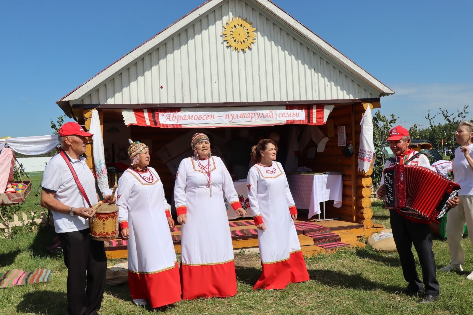 Уяв в Нурлате прошел широко и красочно (фоторепортаж)