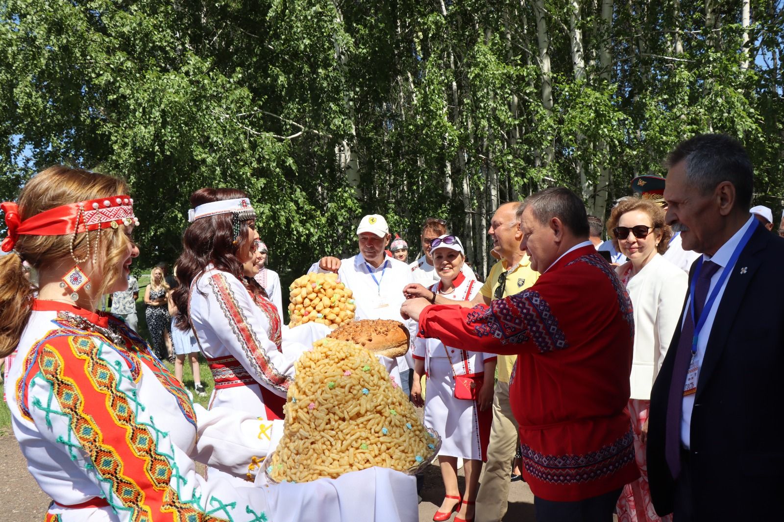 Уяв в Нурлате прошел широко и красочно (фоторепортаж)