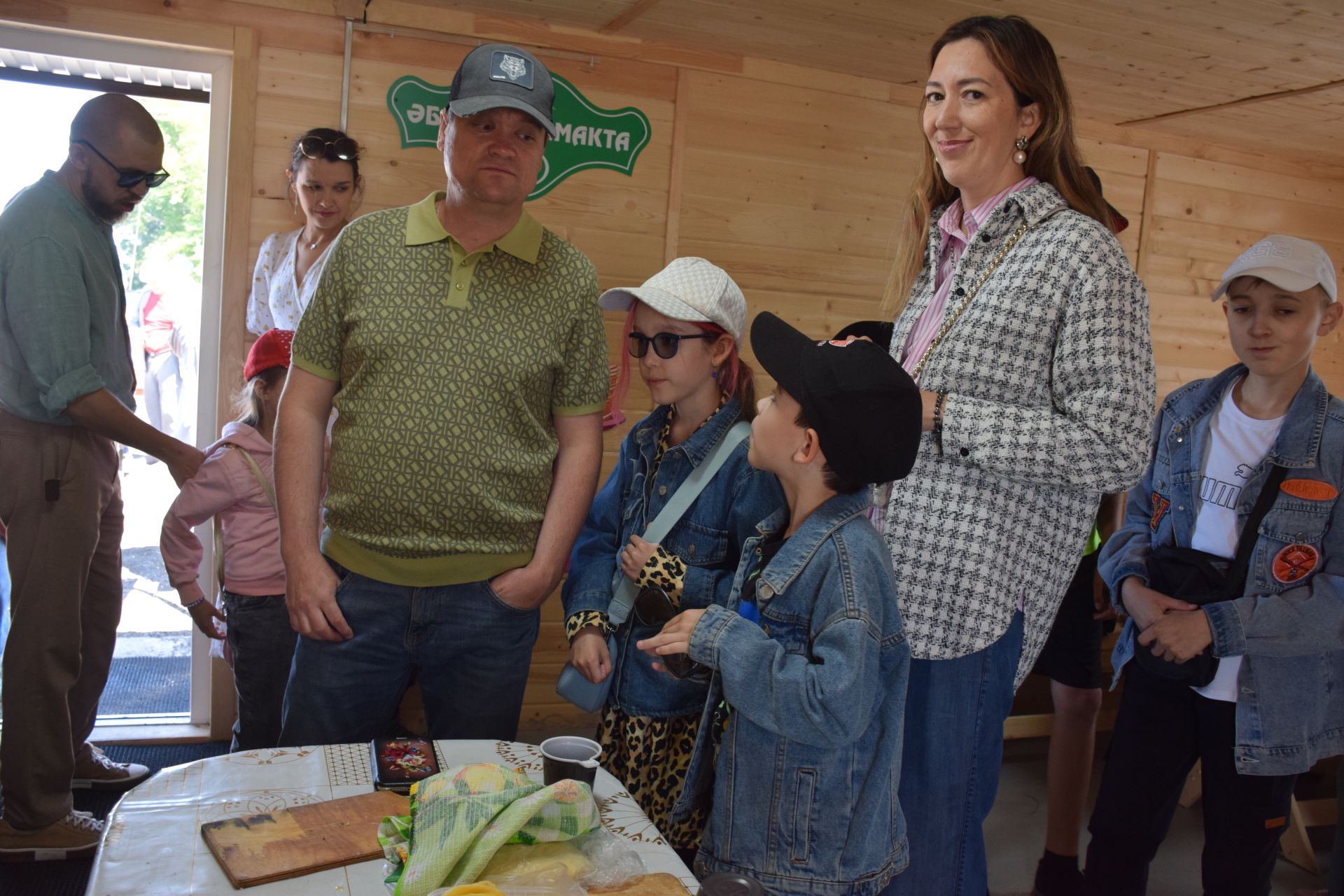 В День села в Степном Озере гостей угощали бабушкиными блинами из печи (ФОТОРЕПОРТАЖ)