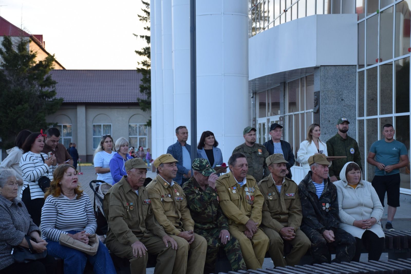 В преддверии Дня ветеранов боевых действий в Нурлате прошли памятные мероприятия