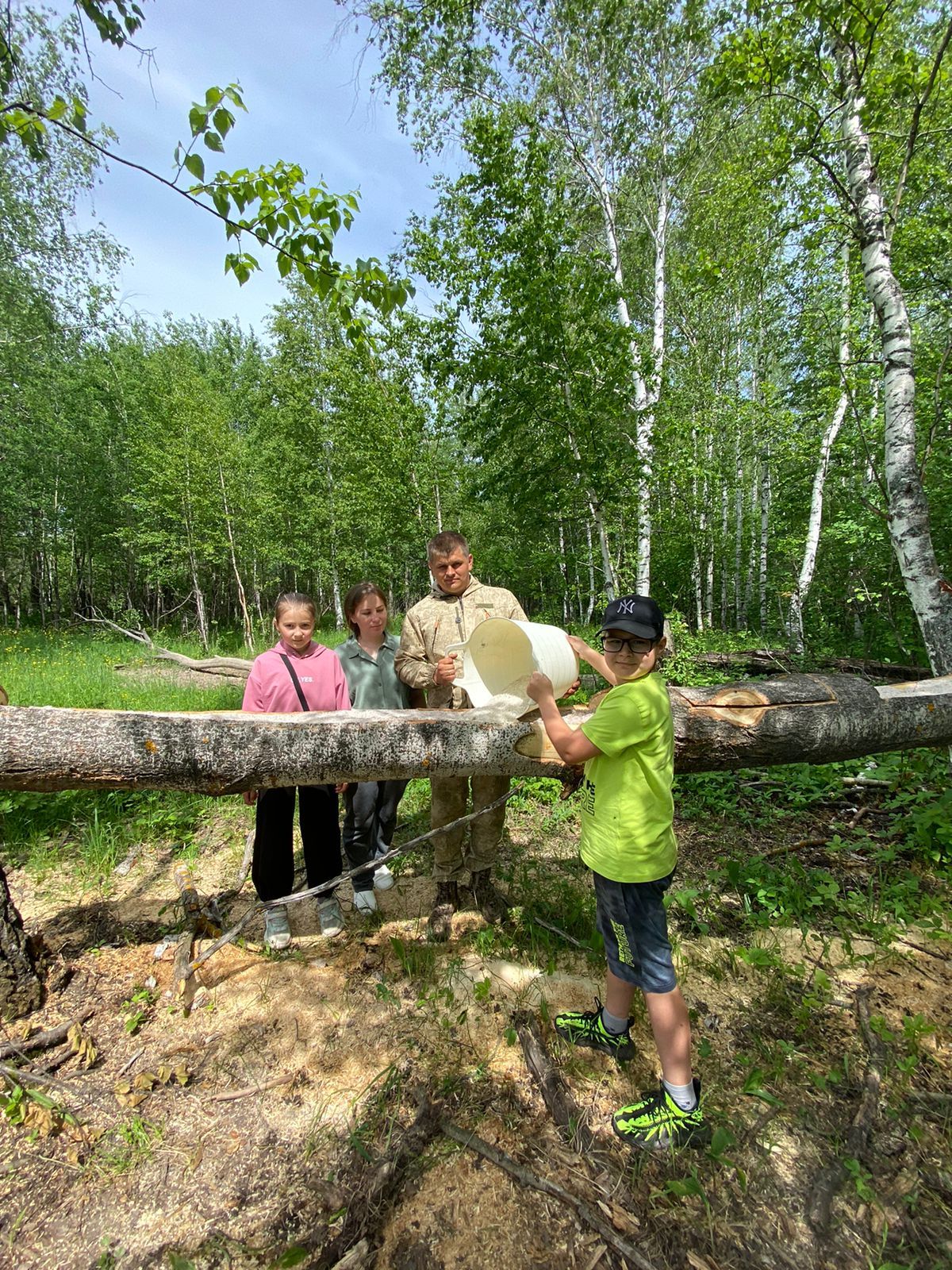 Нурлатские подростки приняли участие в акции «Марафон зеленых дел»