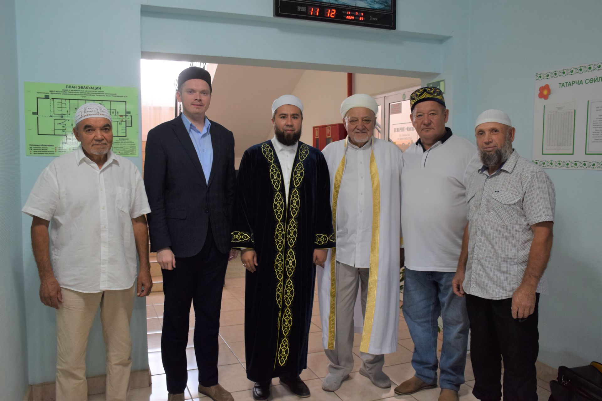 В Нурлате состоялась встреча с паломниками, вернувшимися с хаджа (фоторепортаж)