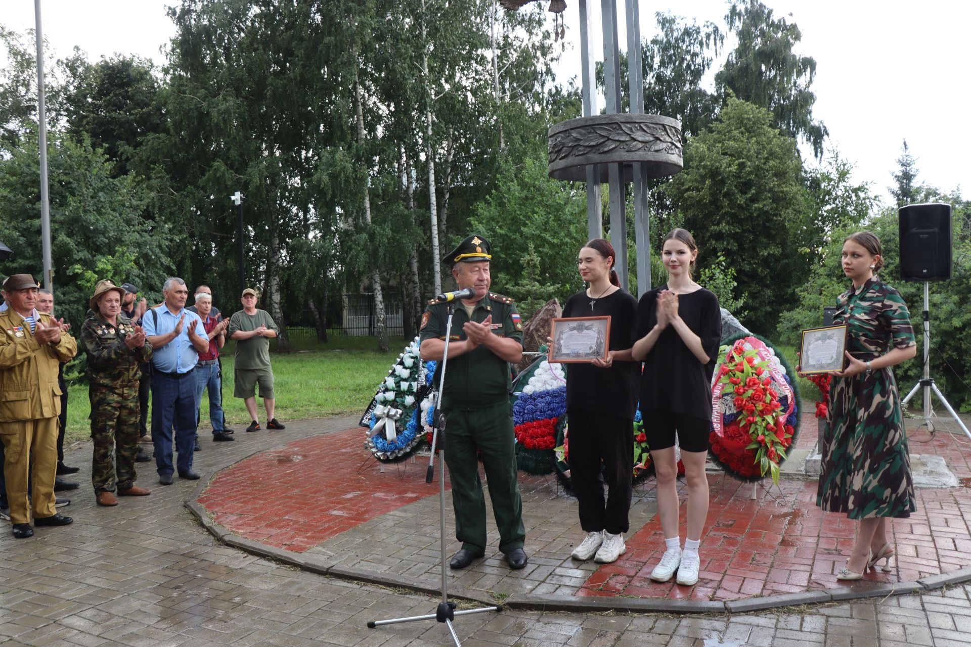 В Нурлате в День ветеранов боевых действий возложили цветы