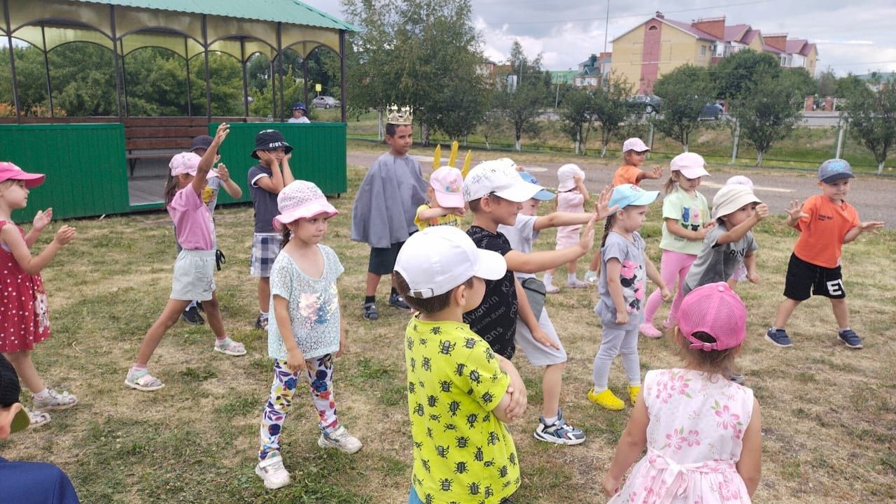 День Нептуна и День ветра: в детском саду Камыр Батыр каждый день проходит ярко и весело