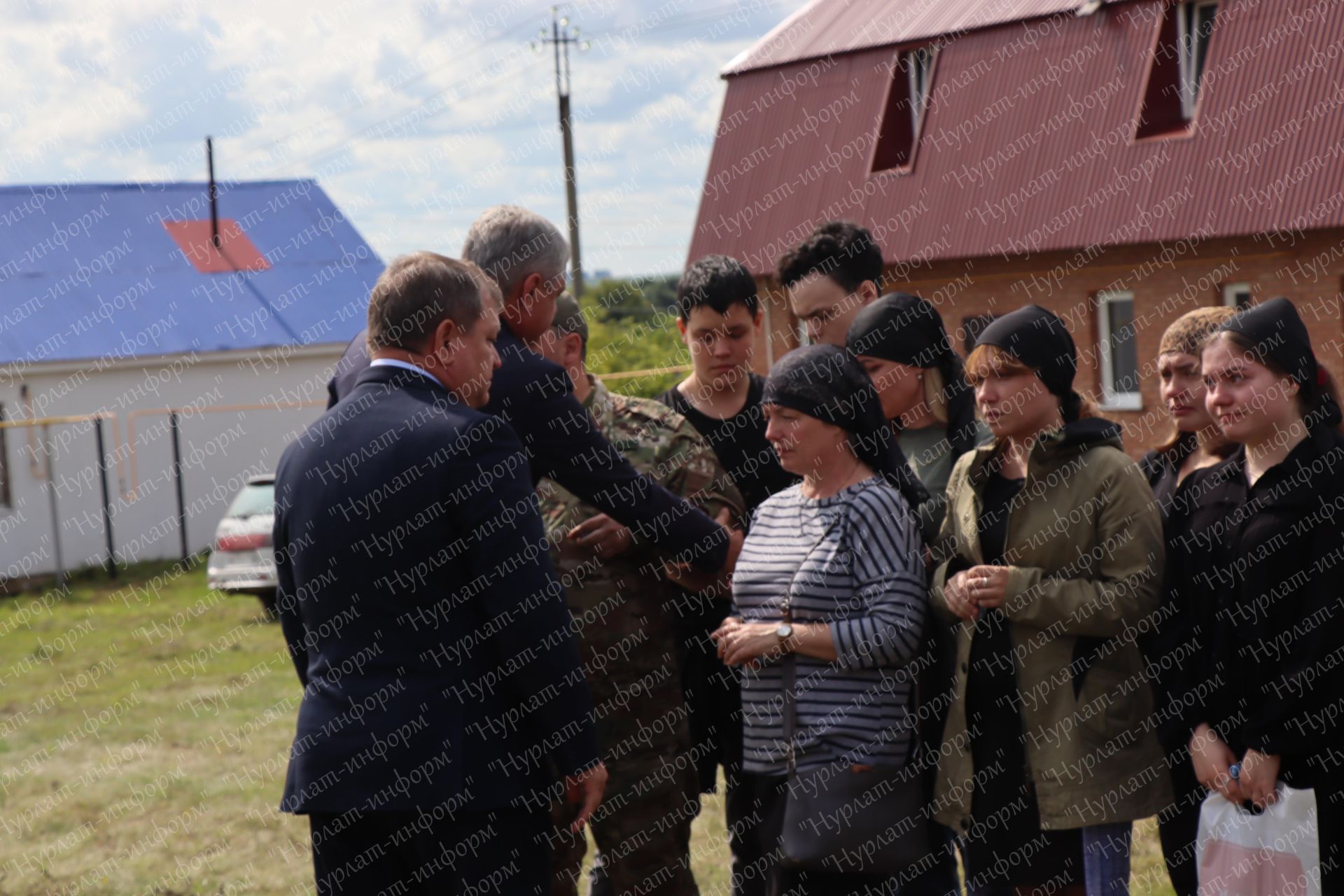 В Нурлатском районе простились с участником СВО