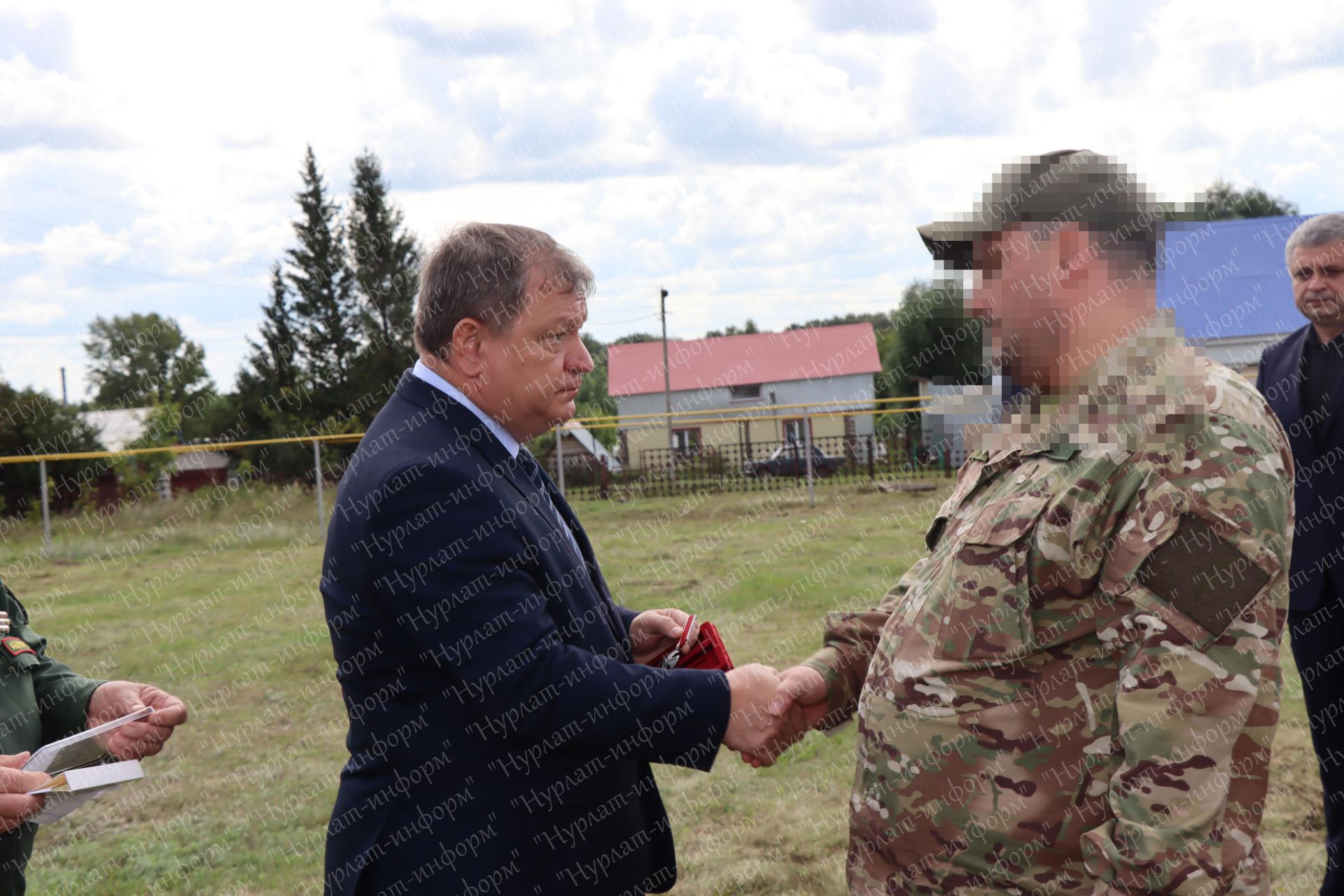 В Нурлатском районе простились с участником СВО