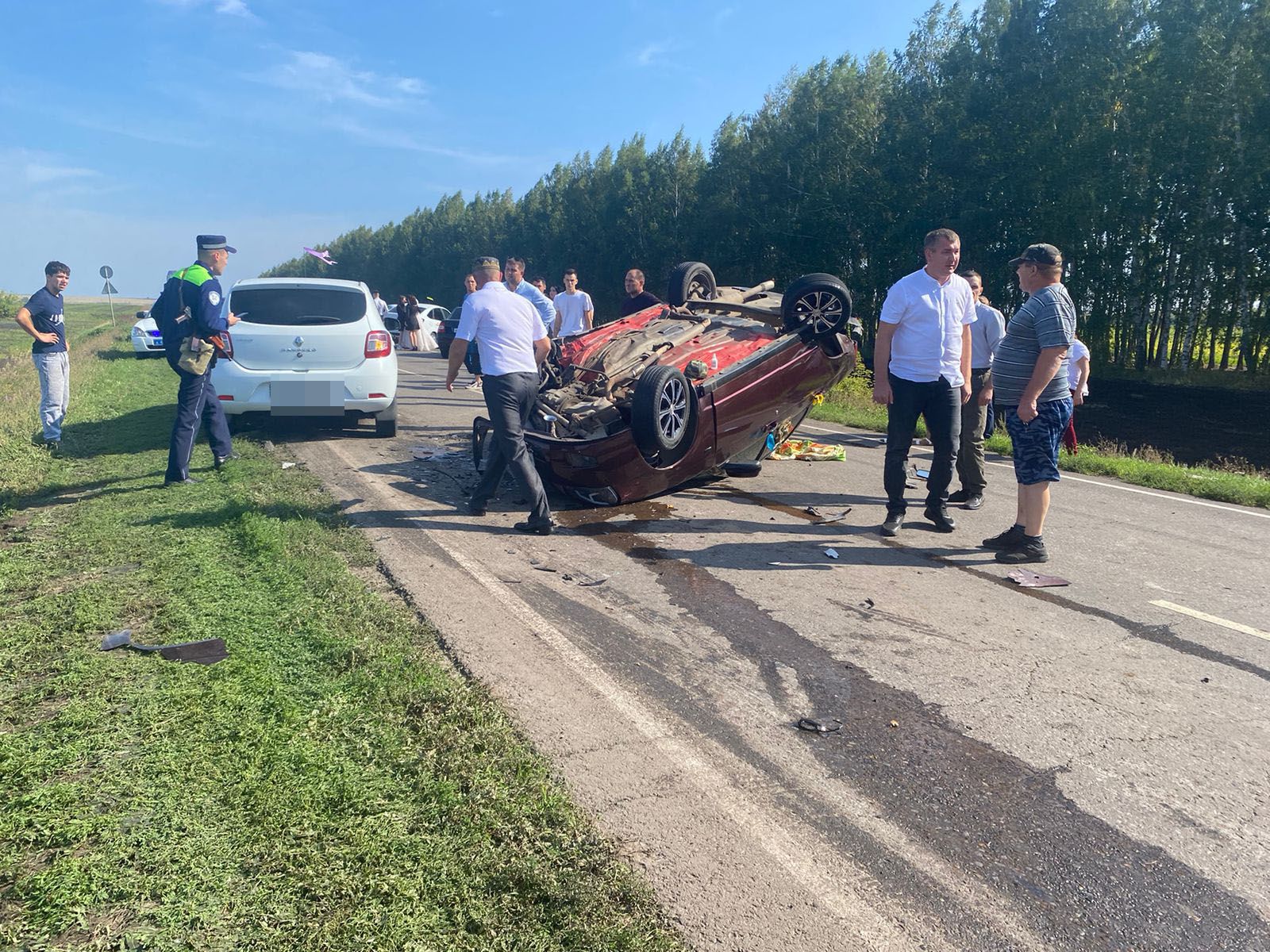 В Нурлате в ДТП попал свадебный кортеж